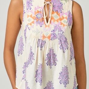 NWT Mystree print sleeveless top with embroidered detail